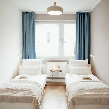 2 Bdr Zentral Smarttv Hell & Gemuetlich * Wilhelmshaven