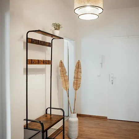2 Bdr Zentral Smarttv Hell & Gemuetlich Apartment